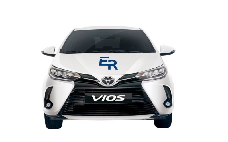 Vinilo frontal del Toyota Yaris de Exclusivas Ramírez