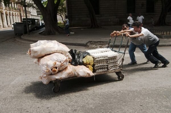 La Cuba de sus gentes &mdash; Producto y Editorial 8