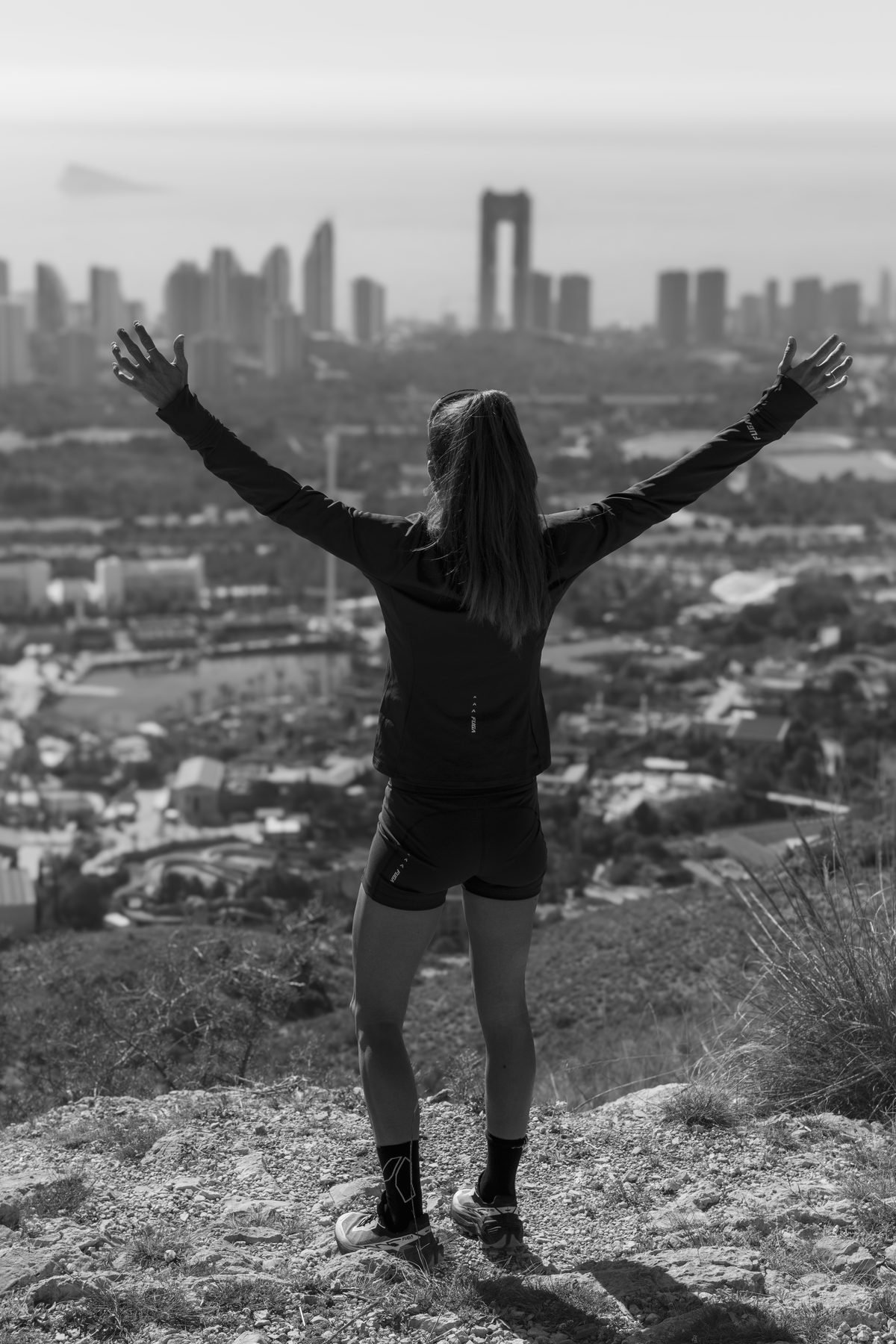 Mara Fuentes Neversecond — Producto y Editorial 11